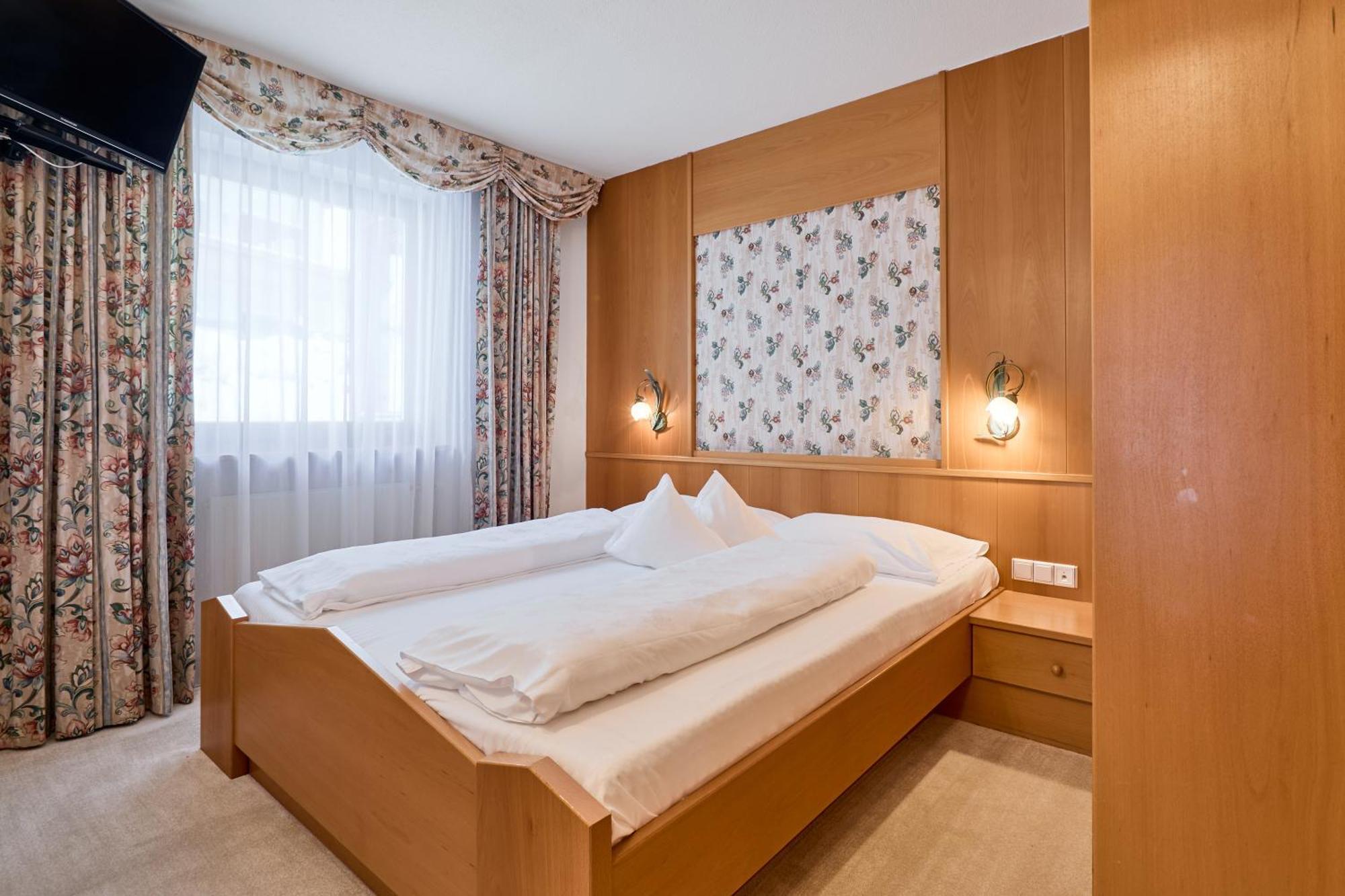 Berghotel Racines Dış mekan fotoğraf