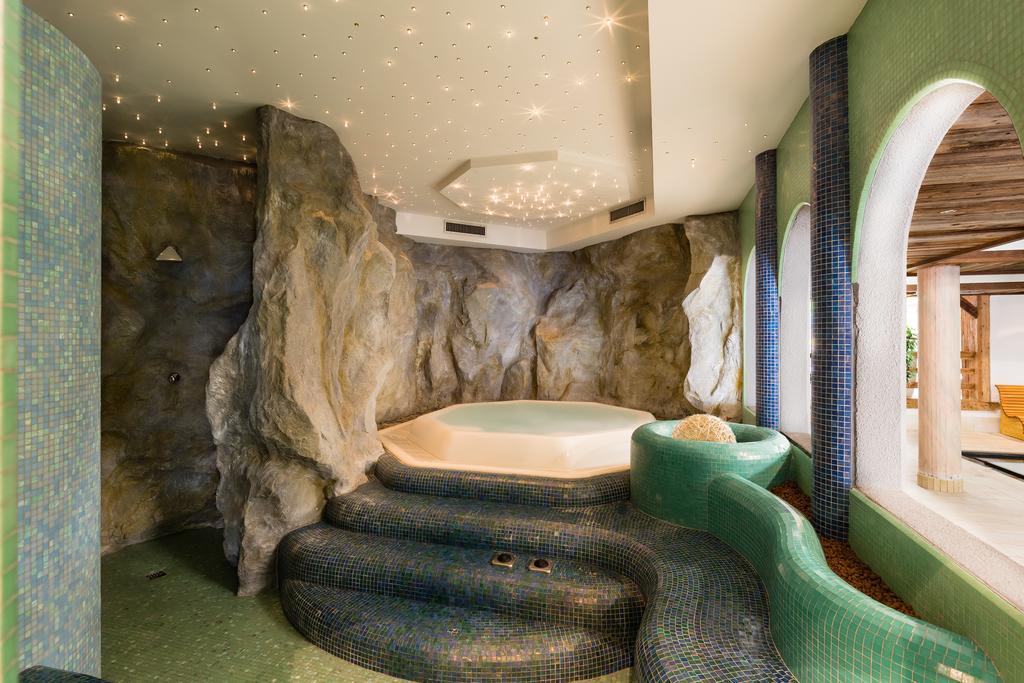 Berghotel Racines Dış mekan fotoğraf
